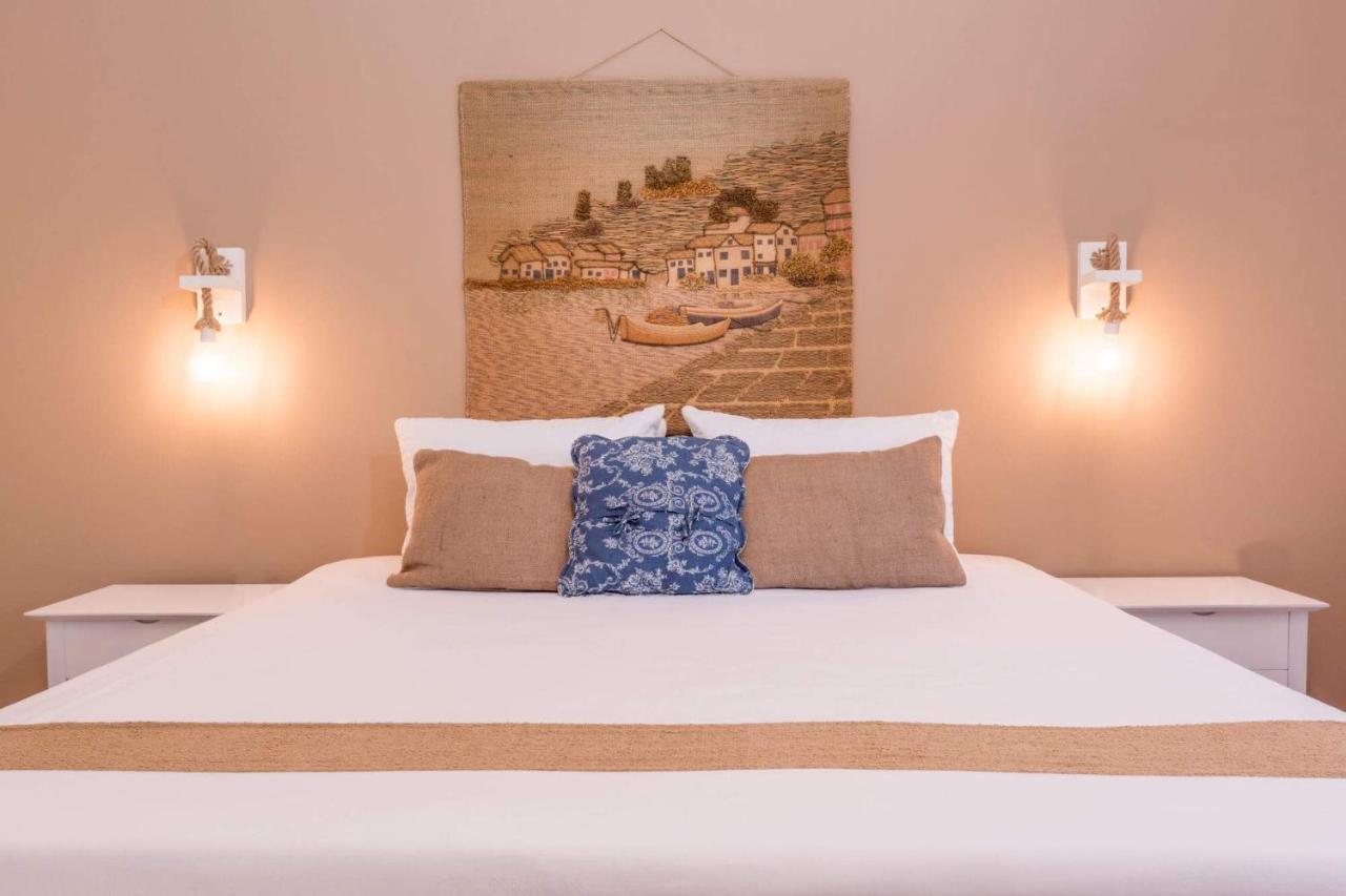 Romanos Apartments Gaios Ngoại thất bức ảnh